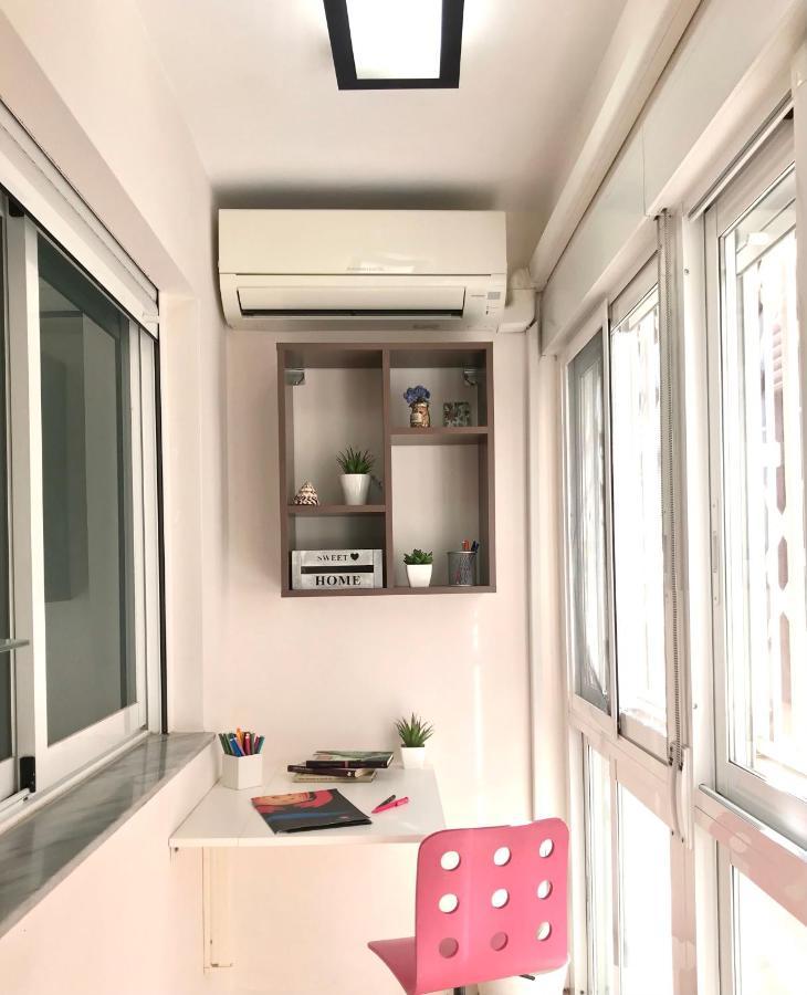 Apartamento Con Parking Gratis En El Centro, 2 Dormitorios Almería Kültér fotó