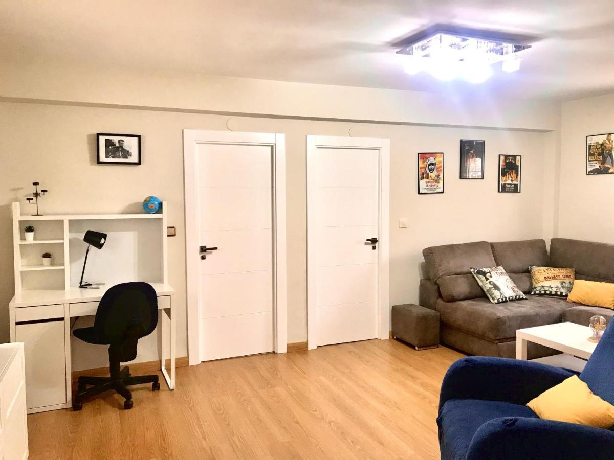 Apartamento Con Parking Gratis En El Centro, 2 Dormitorios Almería Kültér fotó