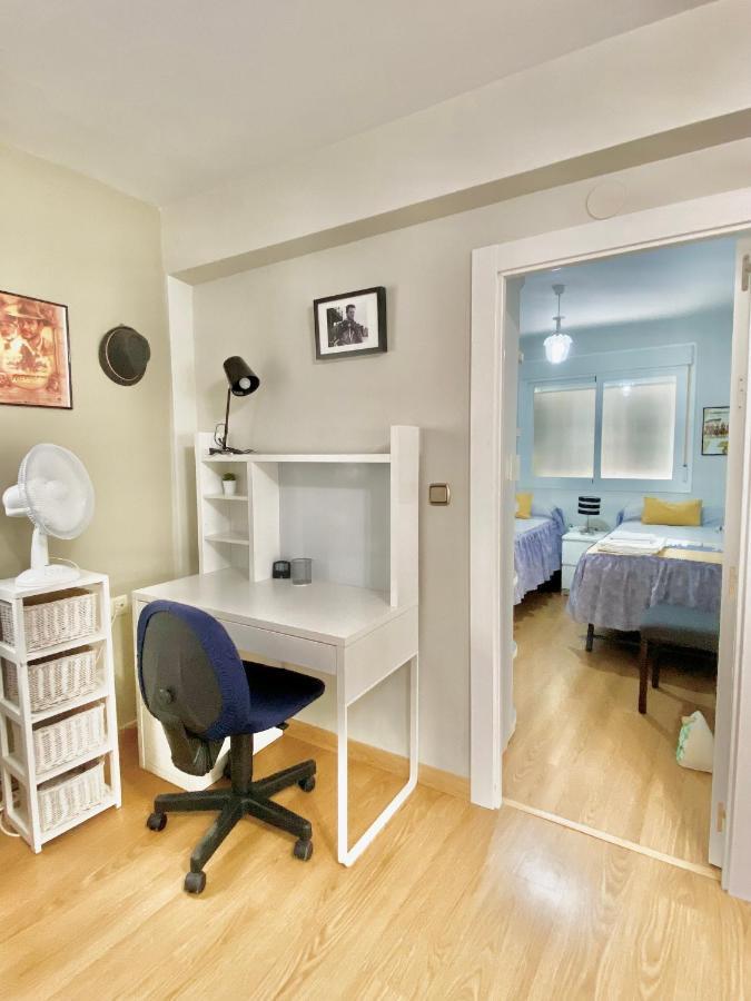 Apartamento Con Parking Gratis En El Centro, 2 Dormitorios Almería Kültér fotó