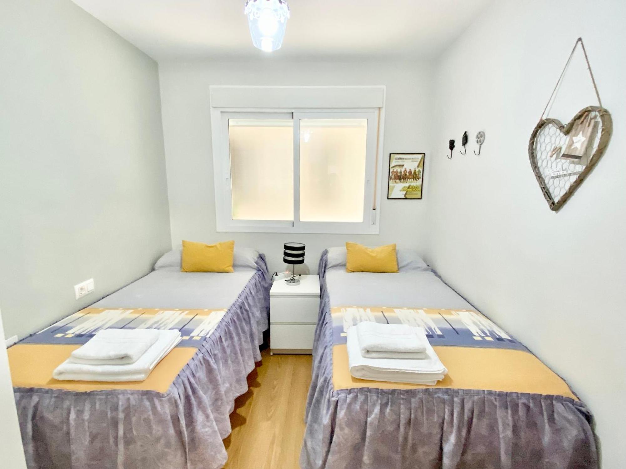 Apartamento Con Parking Gratis En El Centro, 2 Dormitorios Almería Kültér fotó