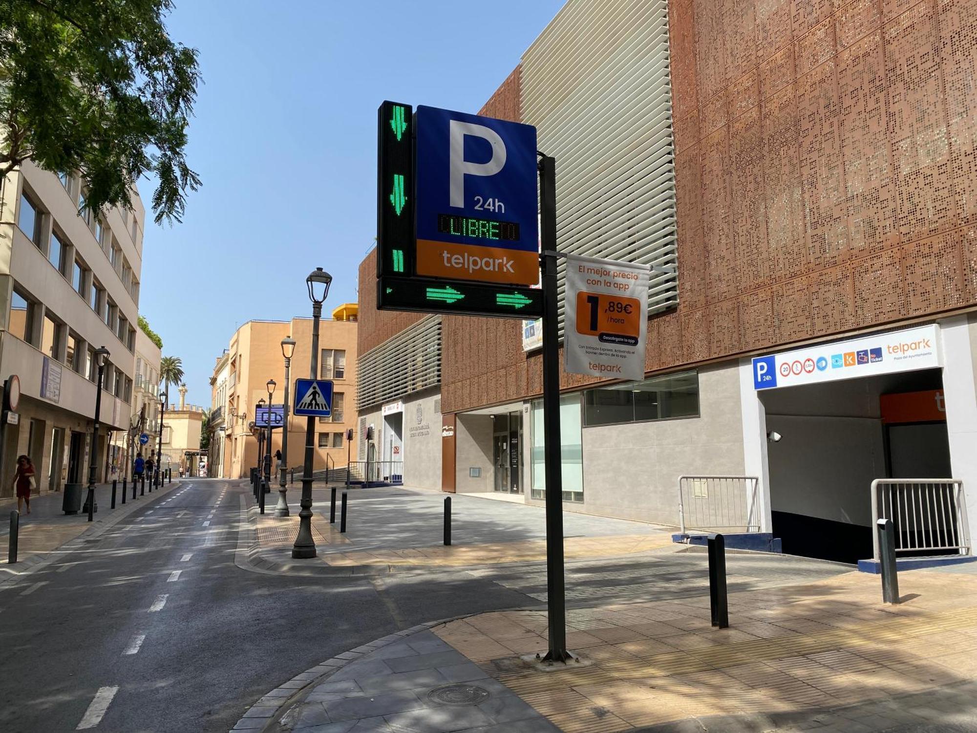 Apartamento Con Parking Gratis En El Centro, 2 Dormitorios Almería Kültér fotó